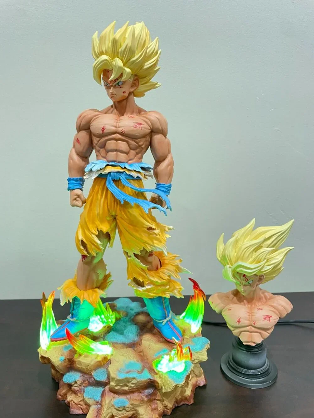 Dragon Ball Son Goku Figure Statue Base Super Saiyan Yellow Hair Anime LED Light